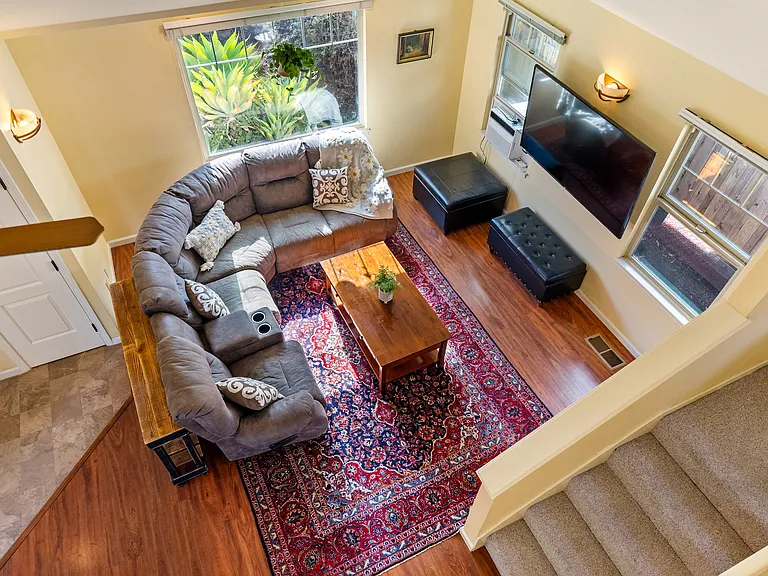 1310 Peach St — Photo 22