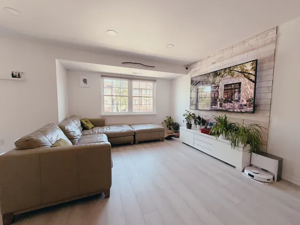 15126 Beverly Dr Floor 2, Philadelphia, PA 19116