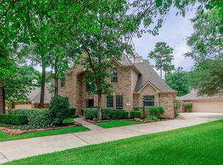 27 Bluff Creek Pl, Spring, TX 77382