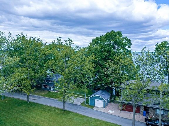 2nd image of 3218 Aalseth Ln