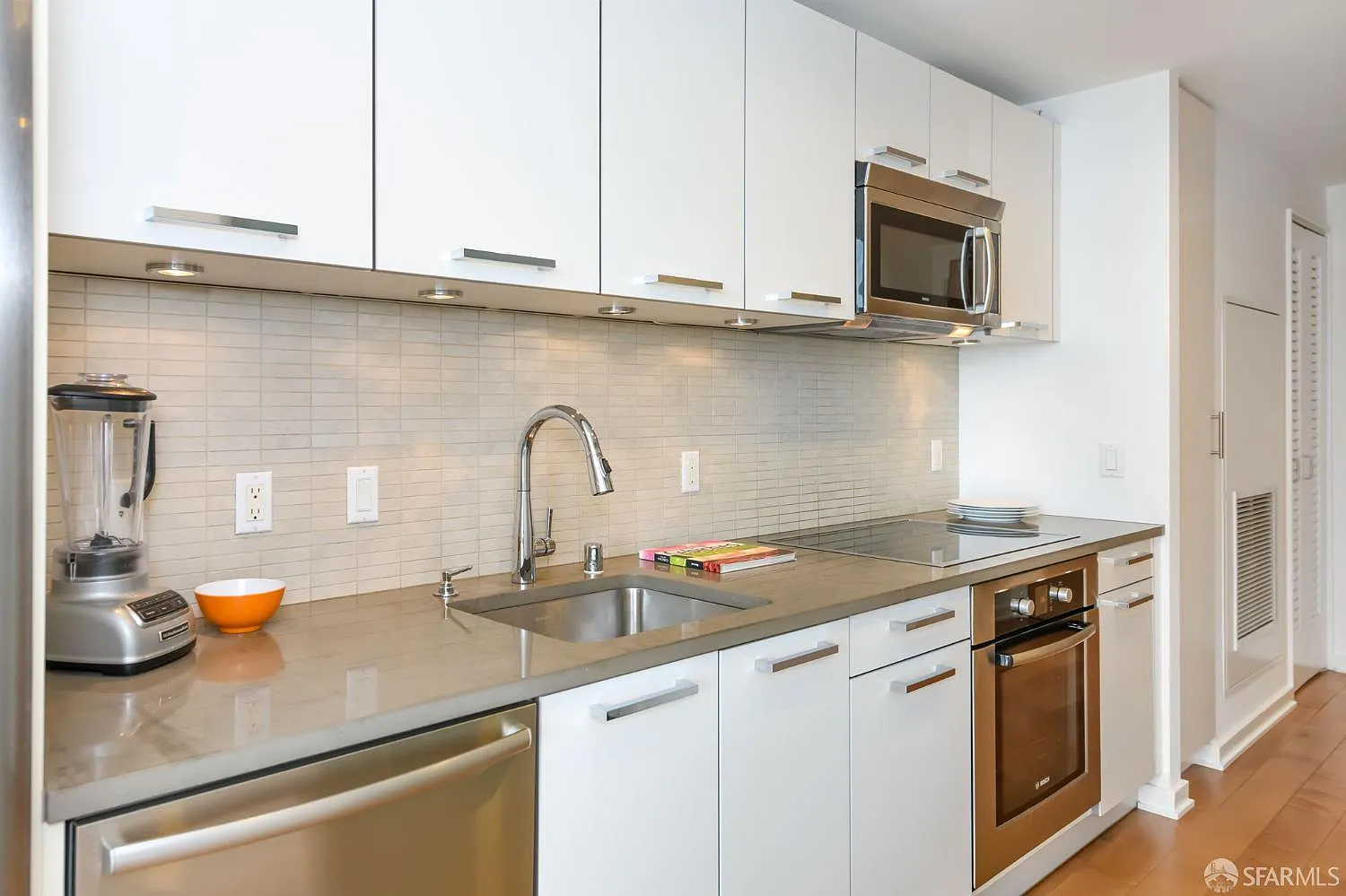 1 Hawthorne St Unit 8F - Photo 11