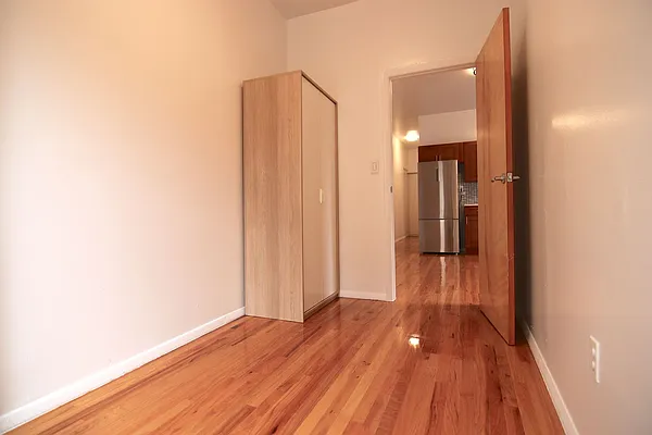 Rented by Compass | media 19