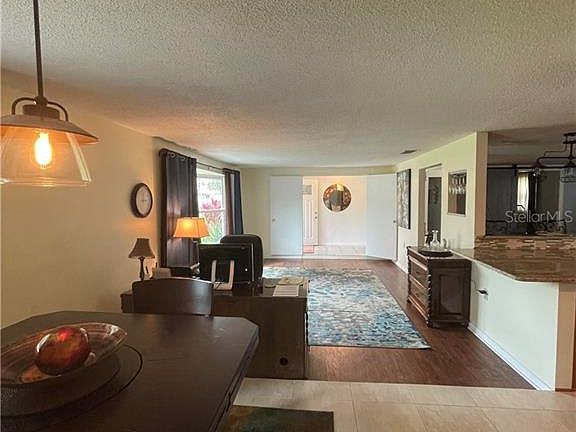 5th image of 7915 Golden Glen Pl