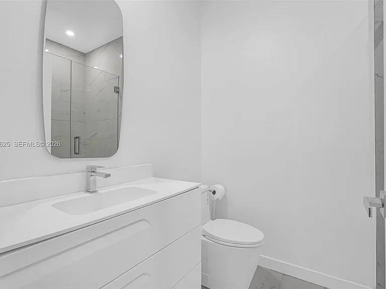 1610 Euclid Ave #A-109 — Photo 15