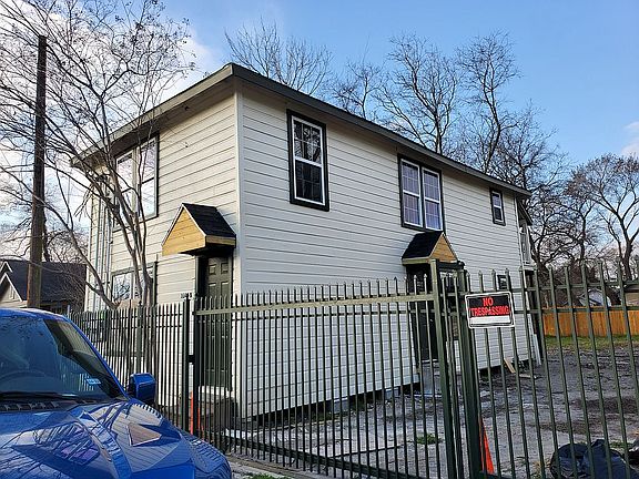 2nd image of 3349 Anita St