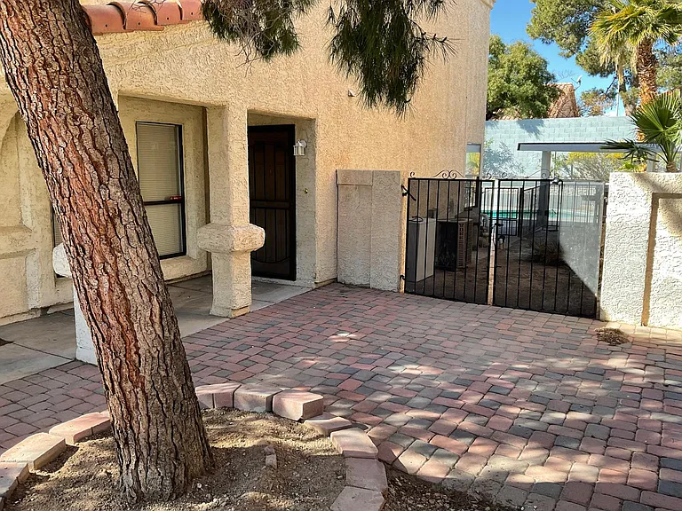109 Lotus Blossom Ct — Photo 19