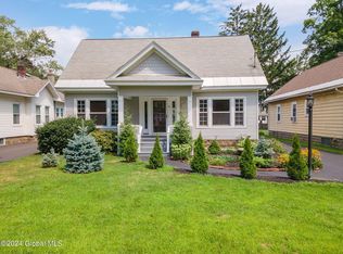 12 Horstman Dr, Glenville, NY 12302