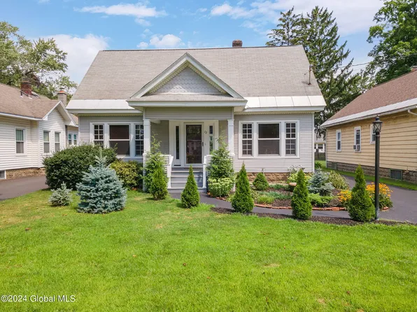 12 Horstman Drive, Glenville, NY 12302