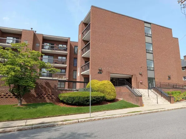 12 Mount Vernon St APT 25, Melrose, MA 02176