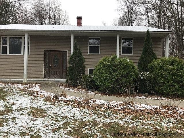 1st image of 37 Tracy Rd