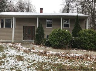 37 Tracy Rd, New Paltz, NY 12561