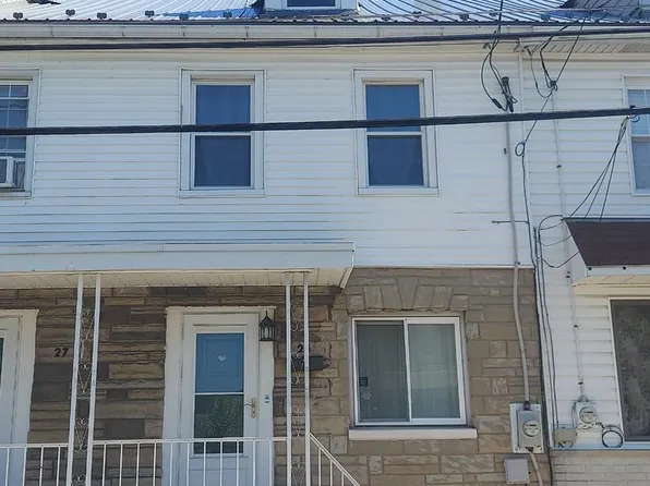 25 N Center St, Frackville, PA 17931