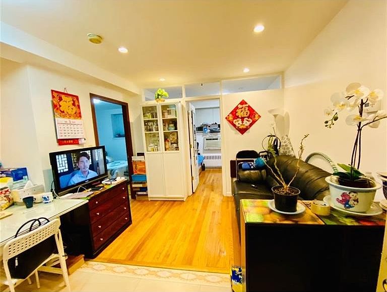 2nd image of 1369 Bay Ridge Ave APT C
