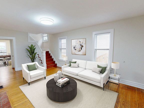 4th image of 210 Olentangy St