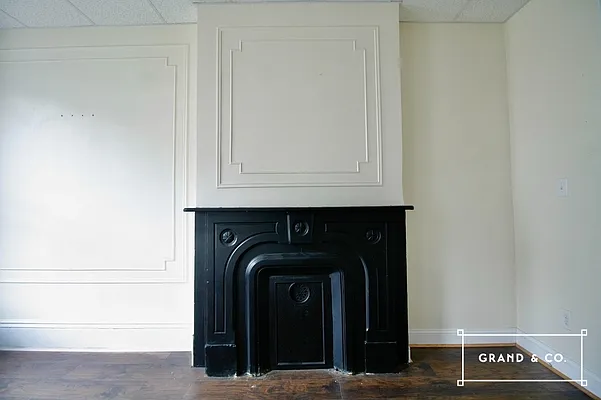 Rented by Grand & Co. | media 4