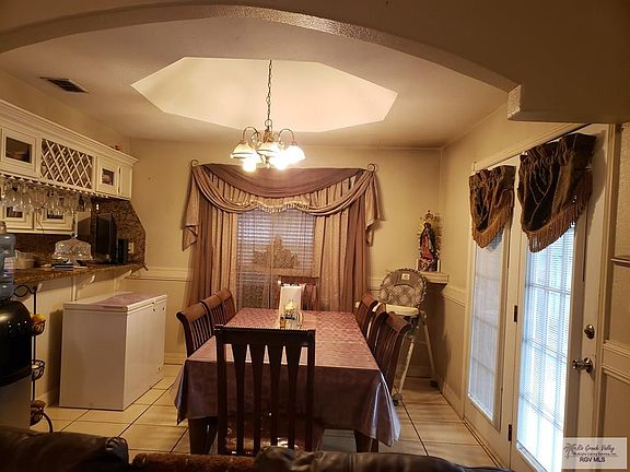 5th image of 4985 Juniper St