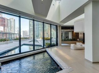 100 Harbour St #4307, Toronto, ON M5J 0B5