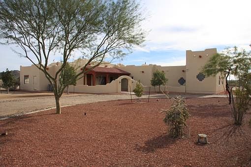 1st image of 7943 N Pueblo Cir