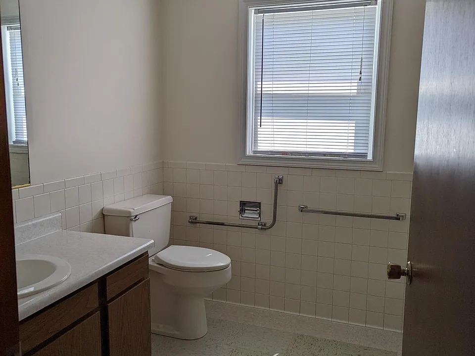 1 Main St #112