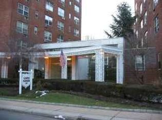 281 Garth Rd APT A2C, Scarsdale, NY 10583