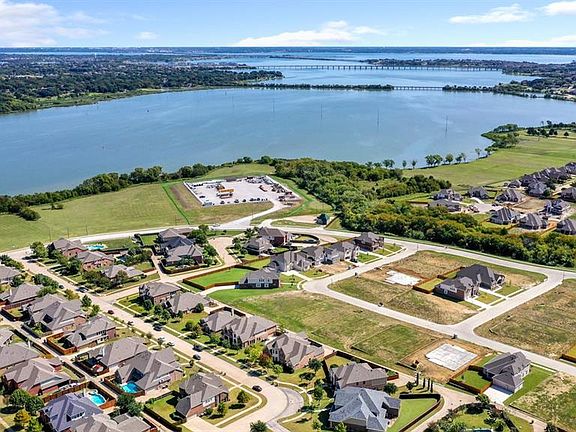 3rd image of 2446 Channel Isle Dr