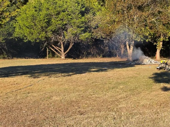 106 Port St, Whitney, TX 76692