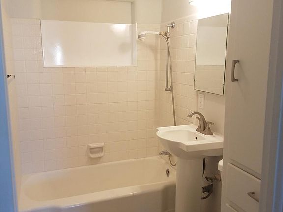 5th image of 1325 Lobo Pl NE