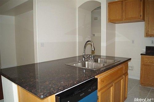 4th image of 3100 Hawaii Ct