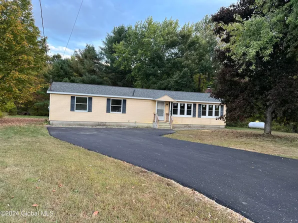 11007 Route 22, Fort Ann, NY 12827