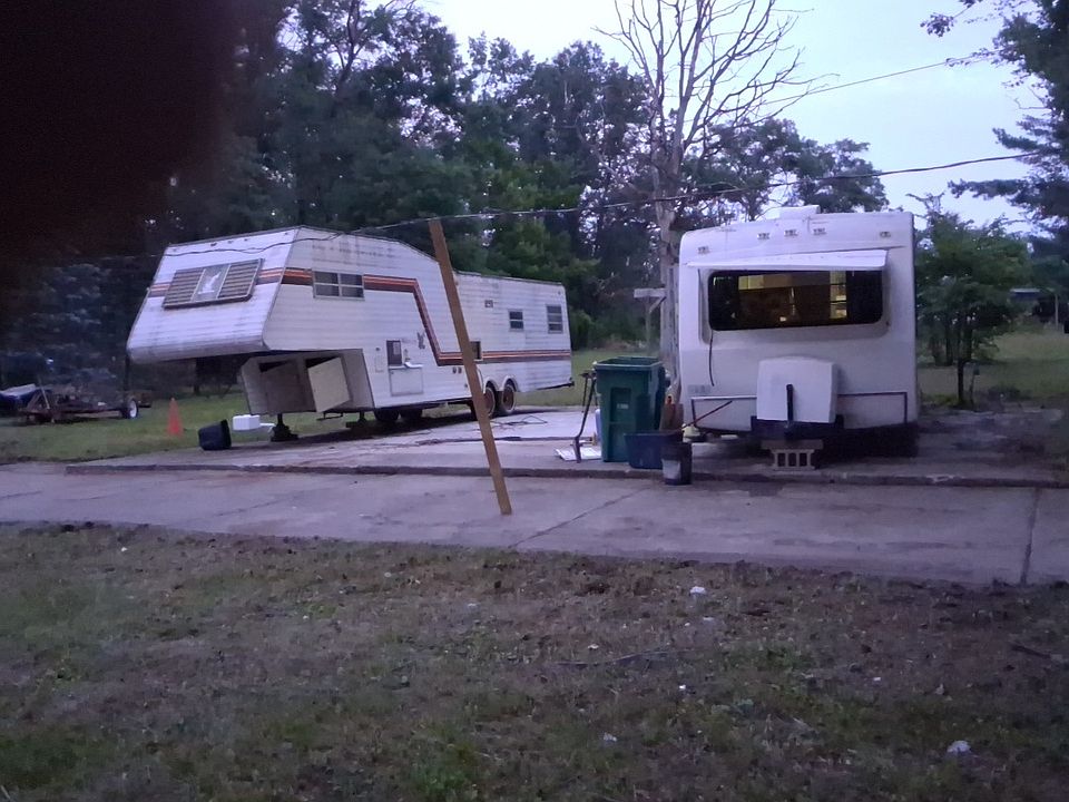1st image of 1763 S Chippewa Trl #1