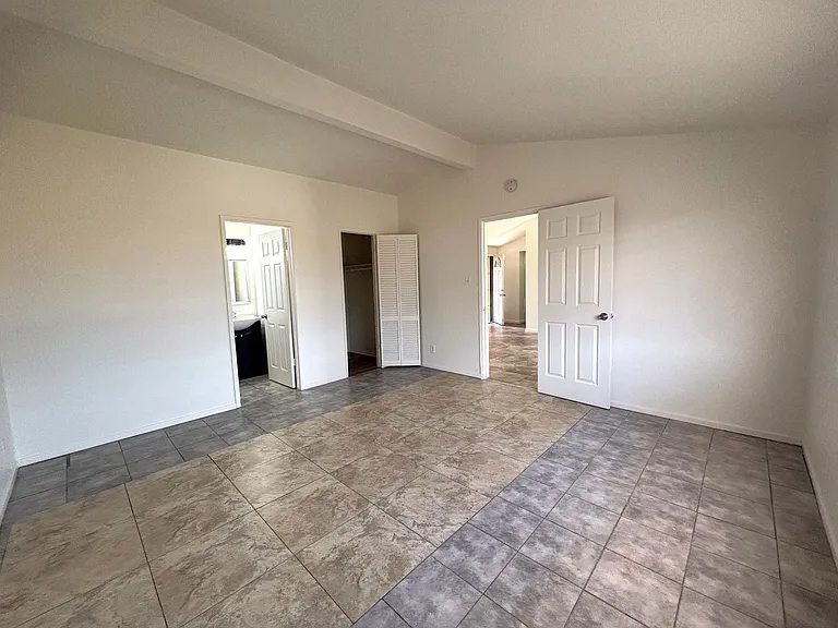 7317 California City Blvd — Photo 11