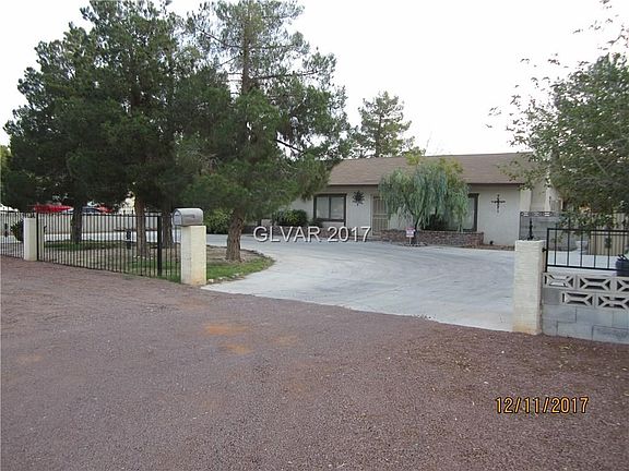5620 N. Torrey Pines Drive