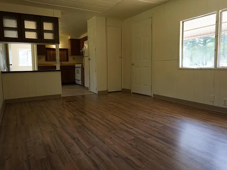 1101 Rolling Hills Rd — Photo 7