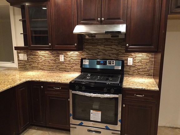 kitchen_new range_under cabinet lights_dimmer recessed light