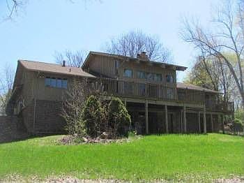 2nd image of 3190 Parkland Dr