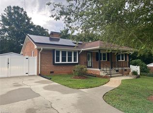 2424 Atwood Dr, Burlington, NC 27215