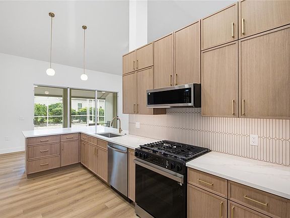 4th image of 10226 Timberland Point Dr