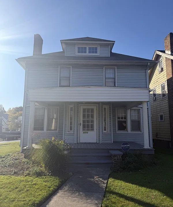 2272 S Taylor Rd
