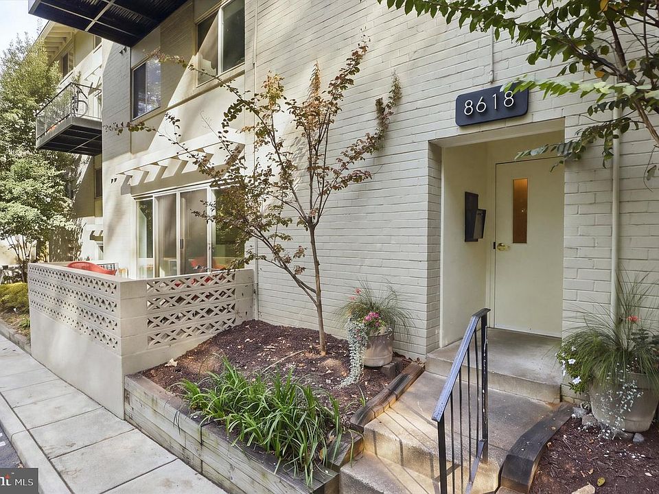 1st image of 8618 Manchester Rd APT 4