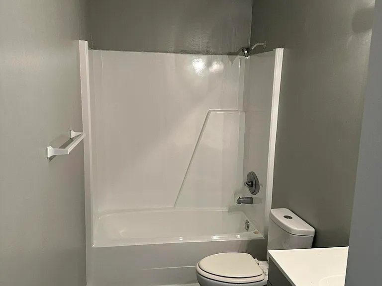 380 Redding Rd #1 — Photo 24