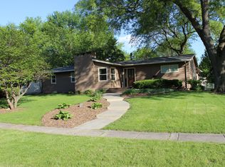 904 Hunziker Dr, Ames, IA 50010