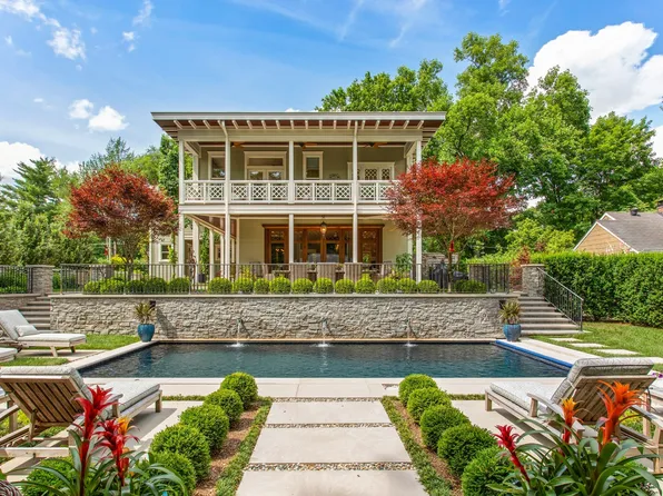 1015 Clifton Ln, Nashville, TN 37204