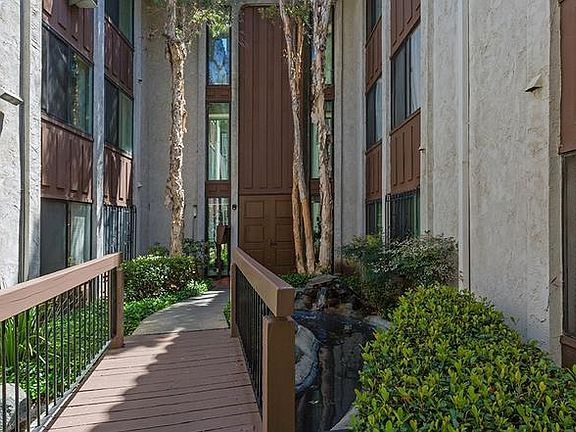 Walking bridge to back door