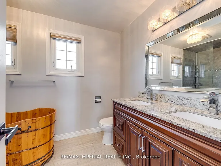 2800 Huntingdon Trl S — Photo 15