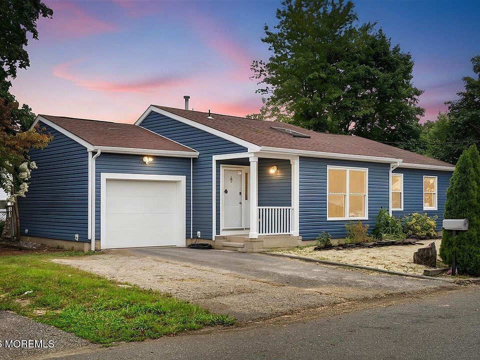 1st image of 236 Mermaid Avenue
