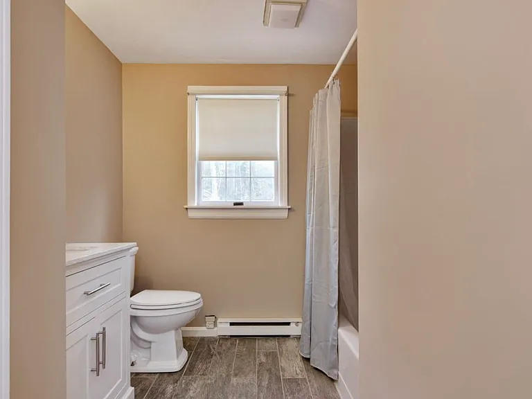 103 Washington Rd — Photo 7