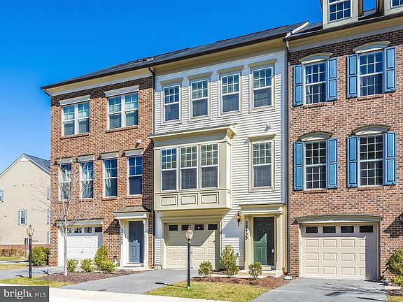 5th image of 22453 Glenbow Way