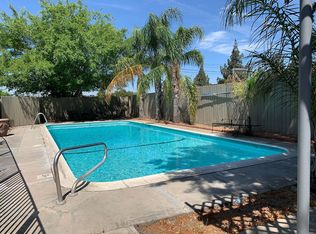 5242 College Oak Dr APT 4, Sacramento, CA 95841