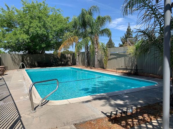 5242 College Oak Dr APT 4