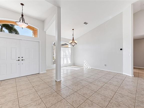 4th image of 1405 SE 21st LN